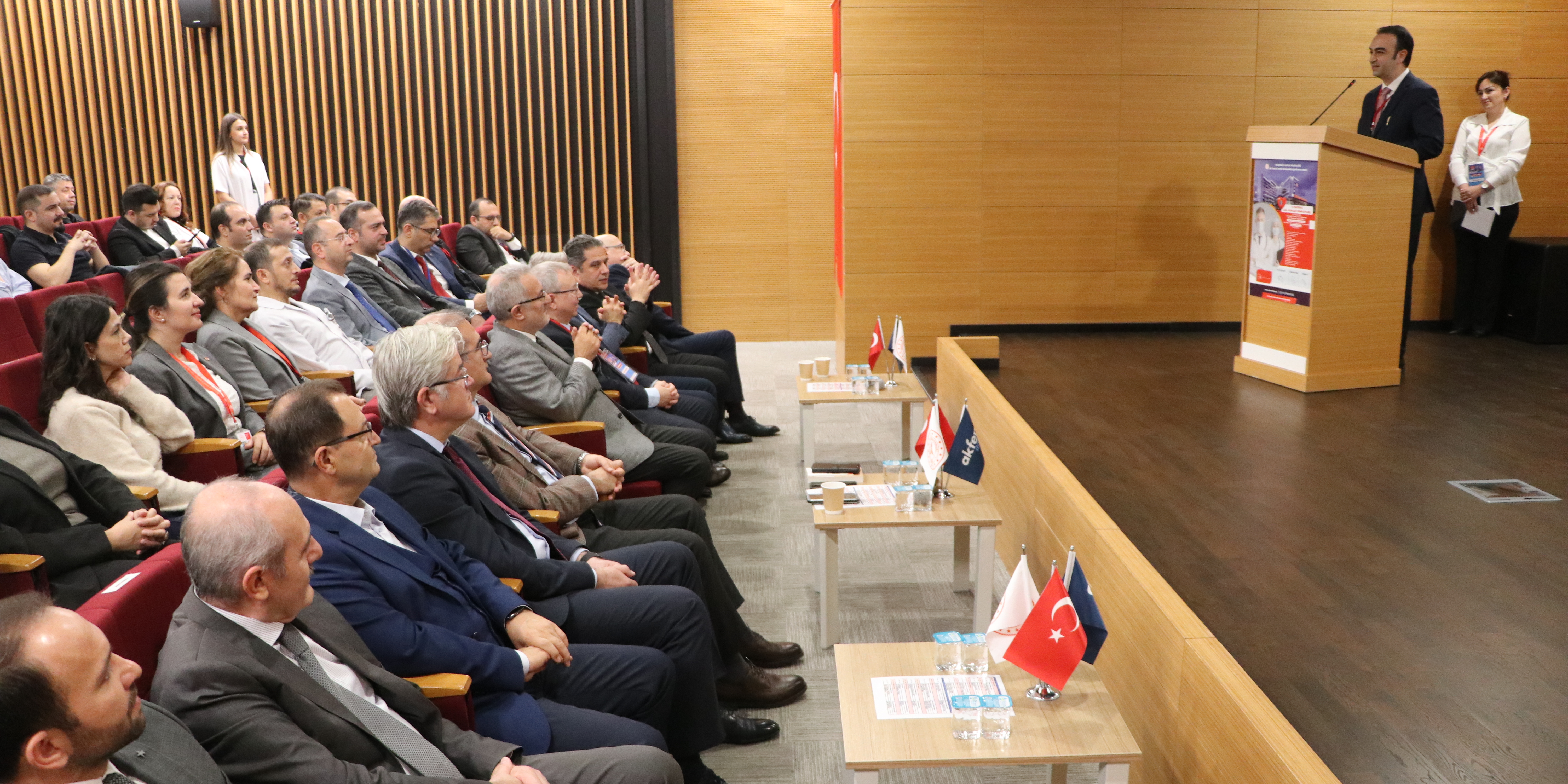 Tekirdağ’da “5. Acil Günleri Sempozyumu” Başladı