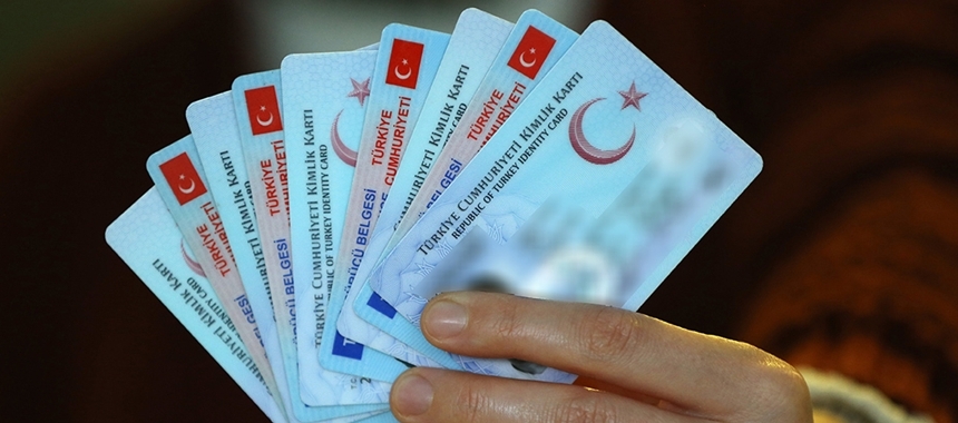 Vatandaşlar Ücretsiz Kimlik Birleştirme İçin Nüfus Müdürlüklerine Akın Etti!